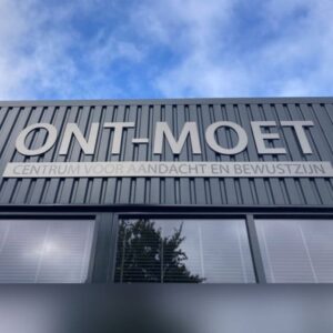 ont moet achtergevel